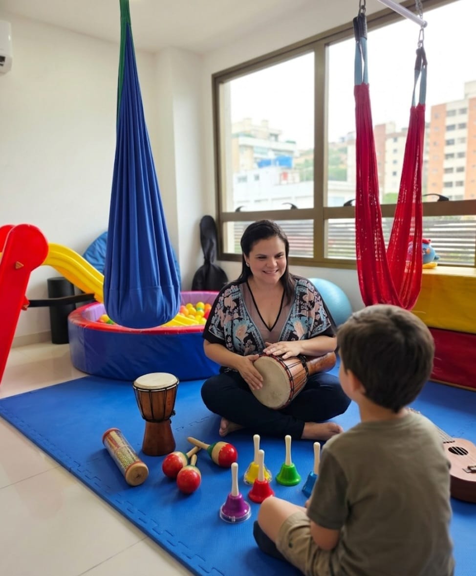 Sessão de musicoterapia na Conv!vi